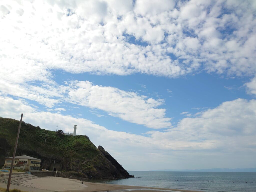 角田山灯台
